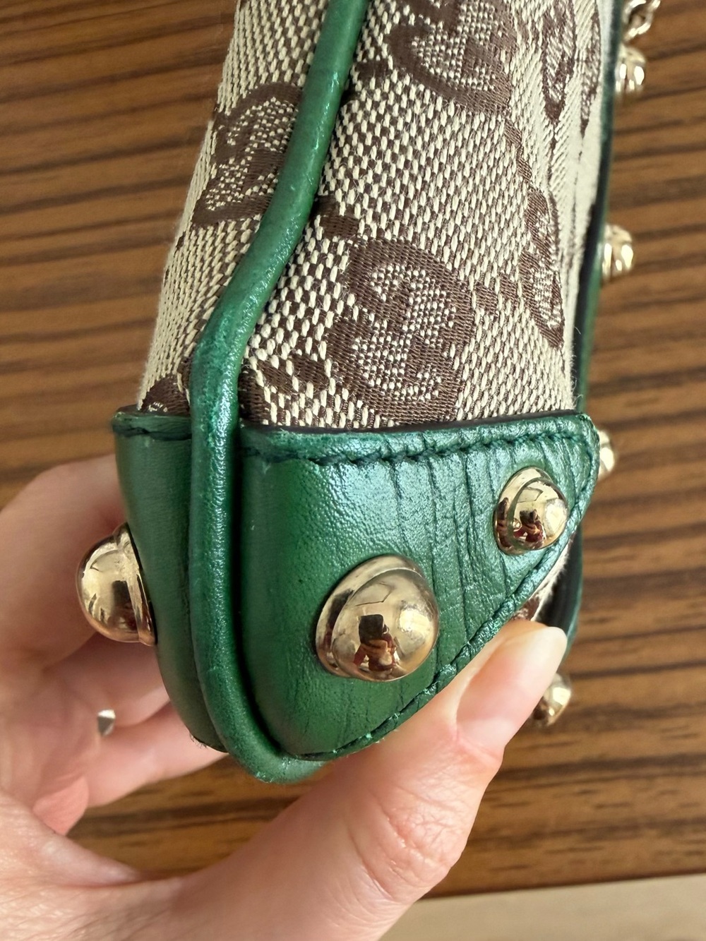Gucci Green and Cream GG Canvas Shoulder Bag with Horsebit - Picture 10 of 13